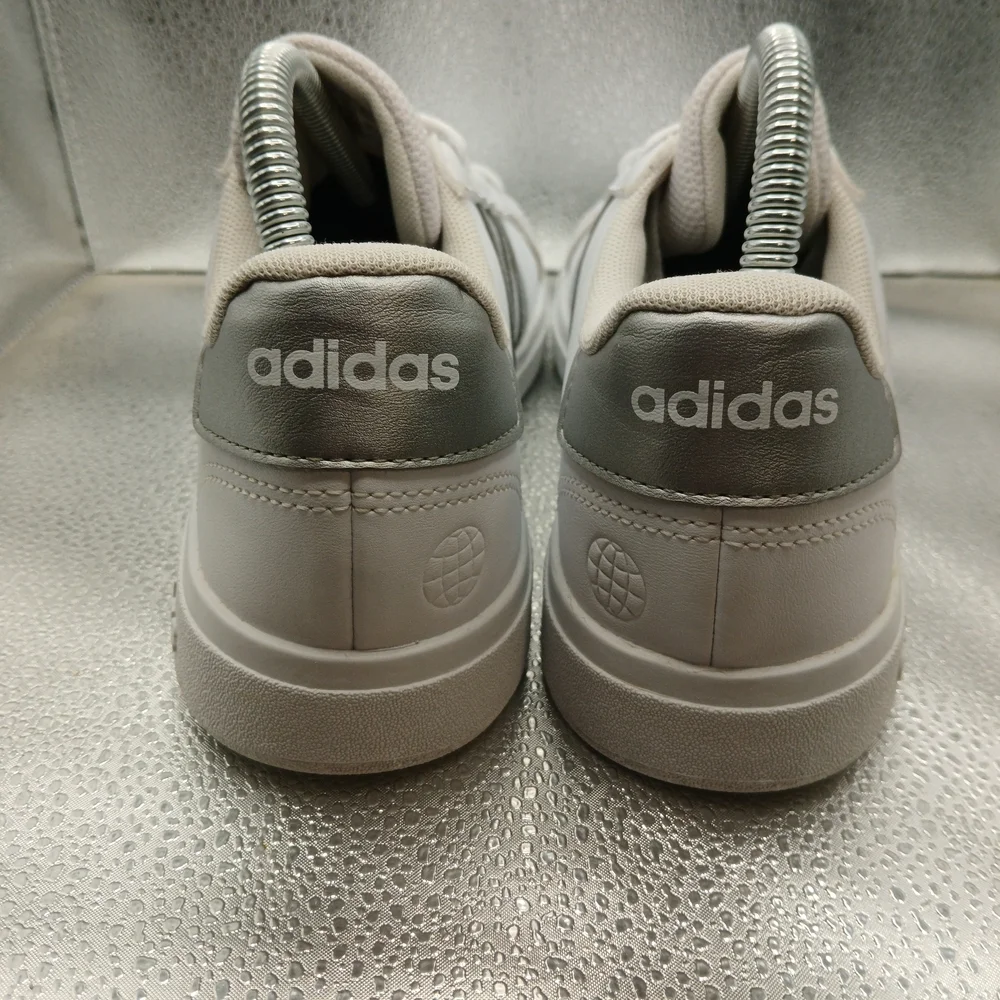Adidas White and Silver Sneakers Women's Size 7.5 Men's Size 6